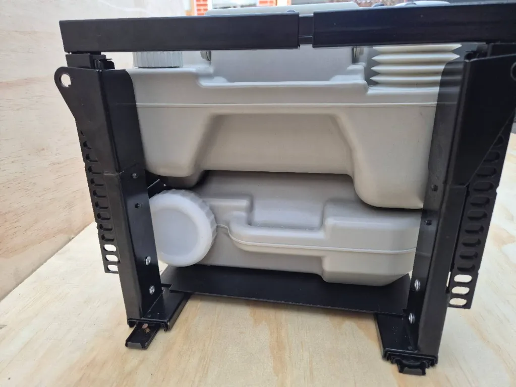 Fix'n'Rail Toilet Installed 20L.webp