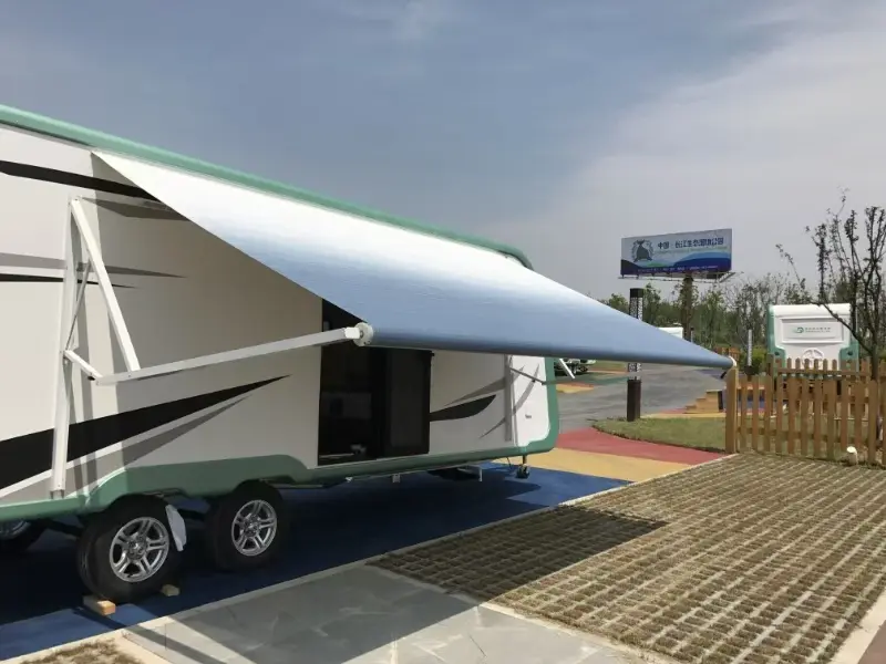 Roll Out Awning (Manual)
